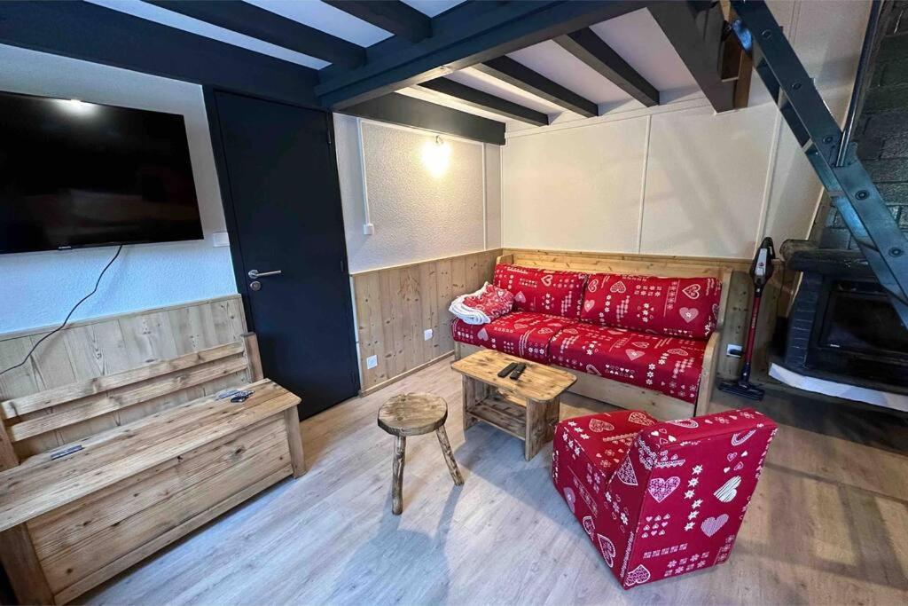 Métabief Charmant Chalet Le Bouton D'Orヴィラ エクステリア 写真